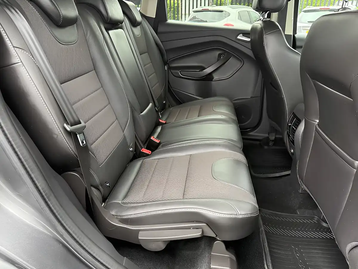 Used 2015 Ford Kuga Titanium Grey - Interior and Exterior details 16