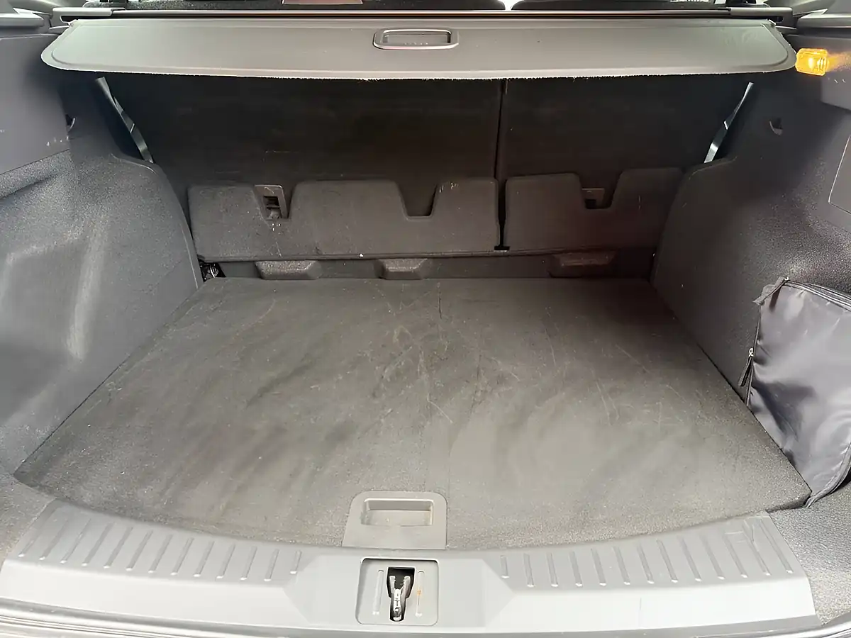 Used 2015 Ford Kuga Titanium Grey - Interior and Exterior details 19