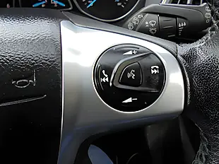 Used 2015 Ford Kuga Titanium Grey - Interior and Exterior details 15