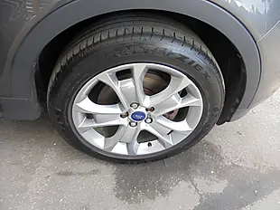 Used 2015 Ford Kuga Titanium Grey - Interior and Exterior details 18