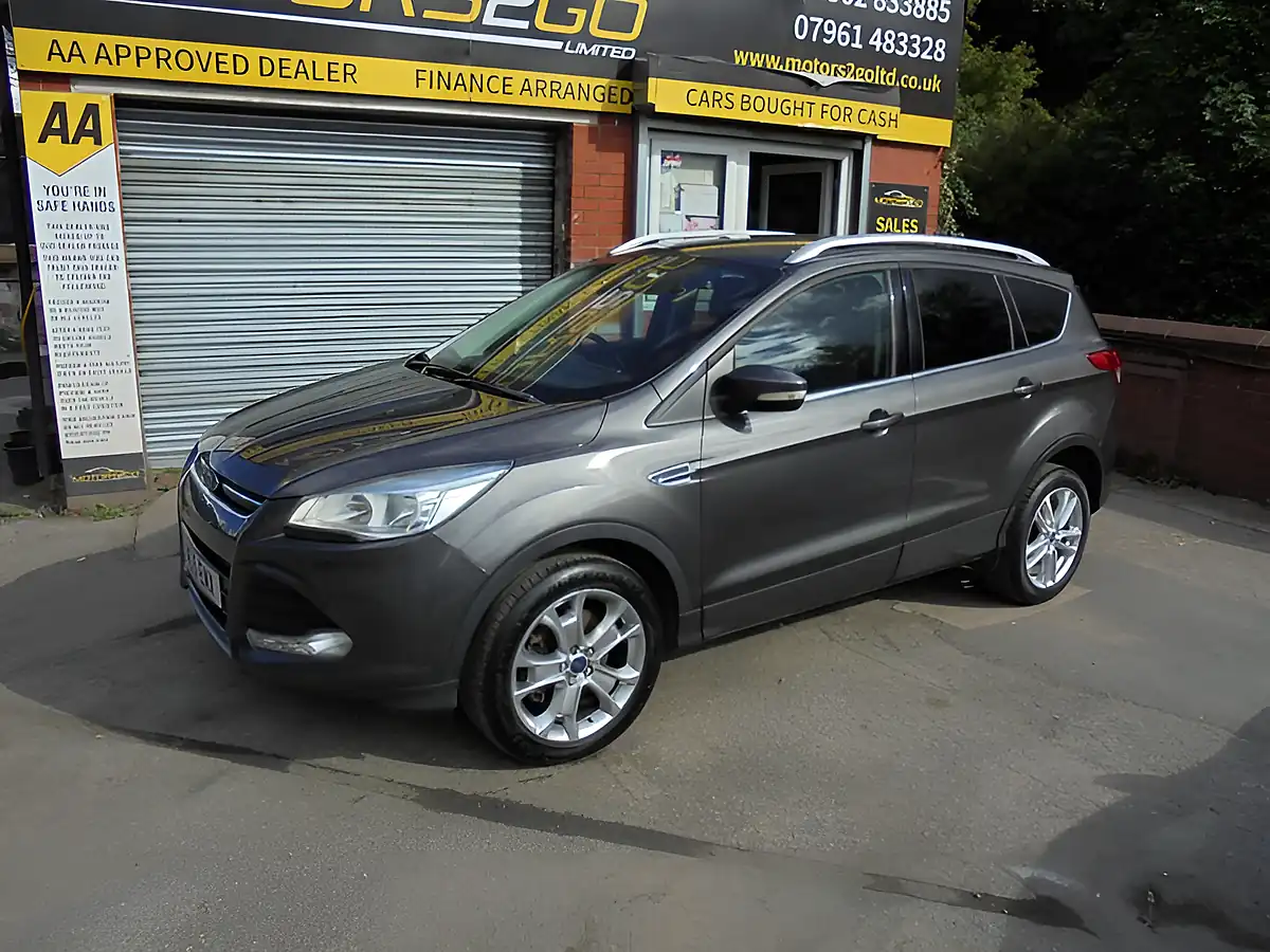 Used 2015 Ford Kuga Titanium Grey - Interior and Exterior details 2