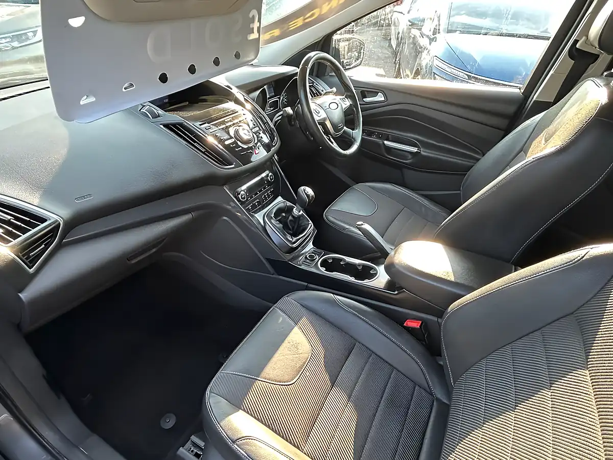 Used 2015 Ford Kuga Titanium Grey - Interior and Exterior details 11
