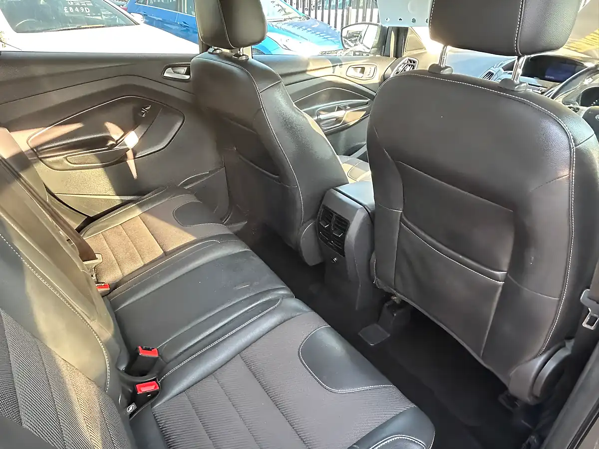 Used 2015 Ford Kuga Titanium Grey - Interior and Exterior details 13