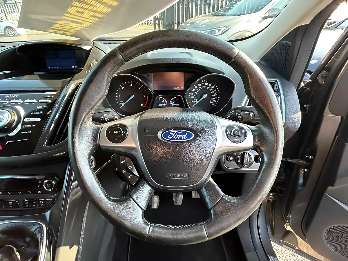 Used 2015 Ford Kuga Titanium Grey - Interior and Exterior details 14