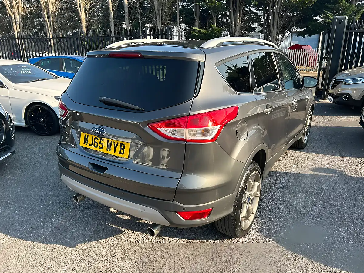 Used 2015 Ford Kuga Titanium Grey - Interior and Exterior details 6