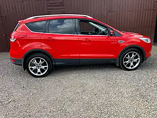 Used 2015 Ford Kuga Titanium Red - Interior and Exterior details 4