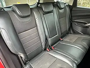 Used 2015 Ford Kuga Titanium Red - Interior and Exterior details 20