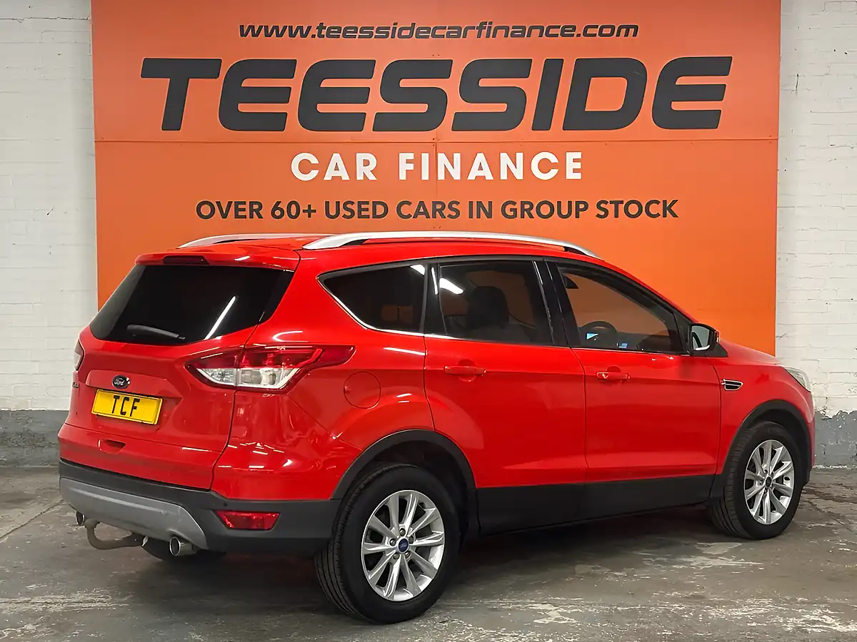 Used 2015 Ford Kuga Titanium Red - Interior and Exterior details 3