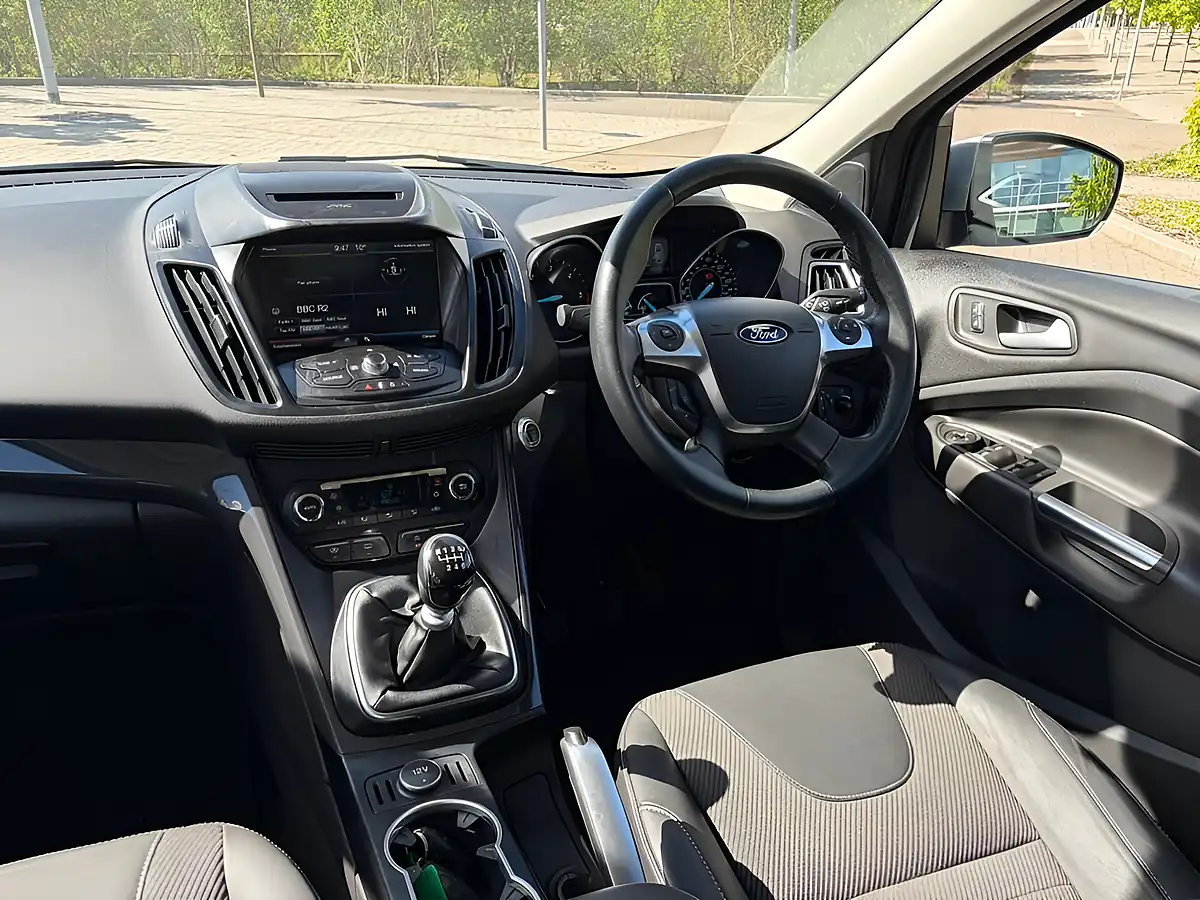 Used 2015 Ford Kuga Titanium Silver - Interior and Exterior details 18