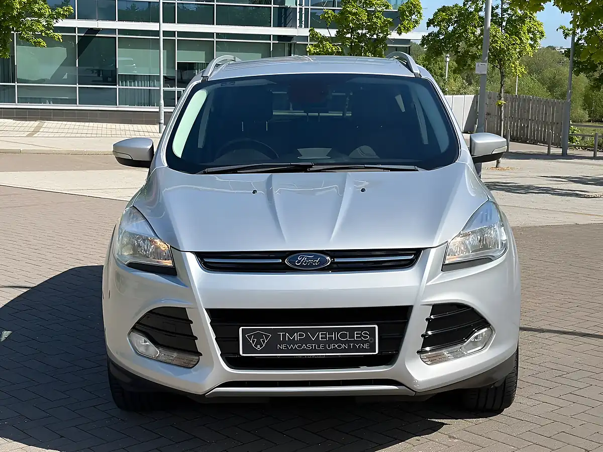 Used 2015 Ford Kuga Titanium Silver - Interior and Exterior details 9