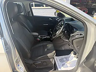 Used 2015 Ford Kuga Titanium Silver - Interior and Exterior details 15