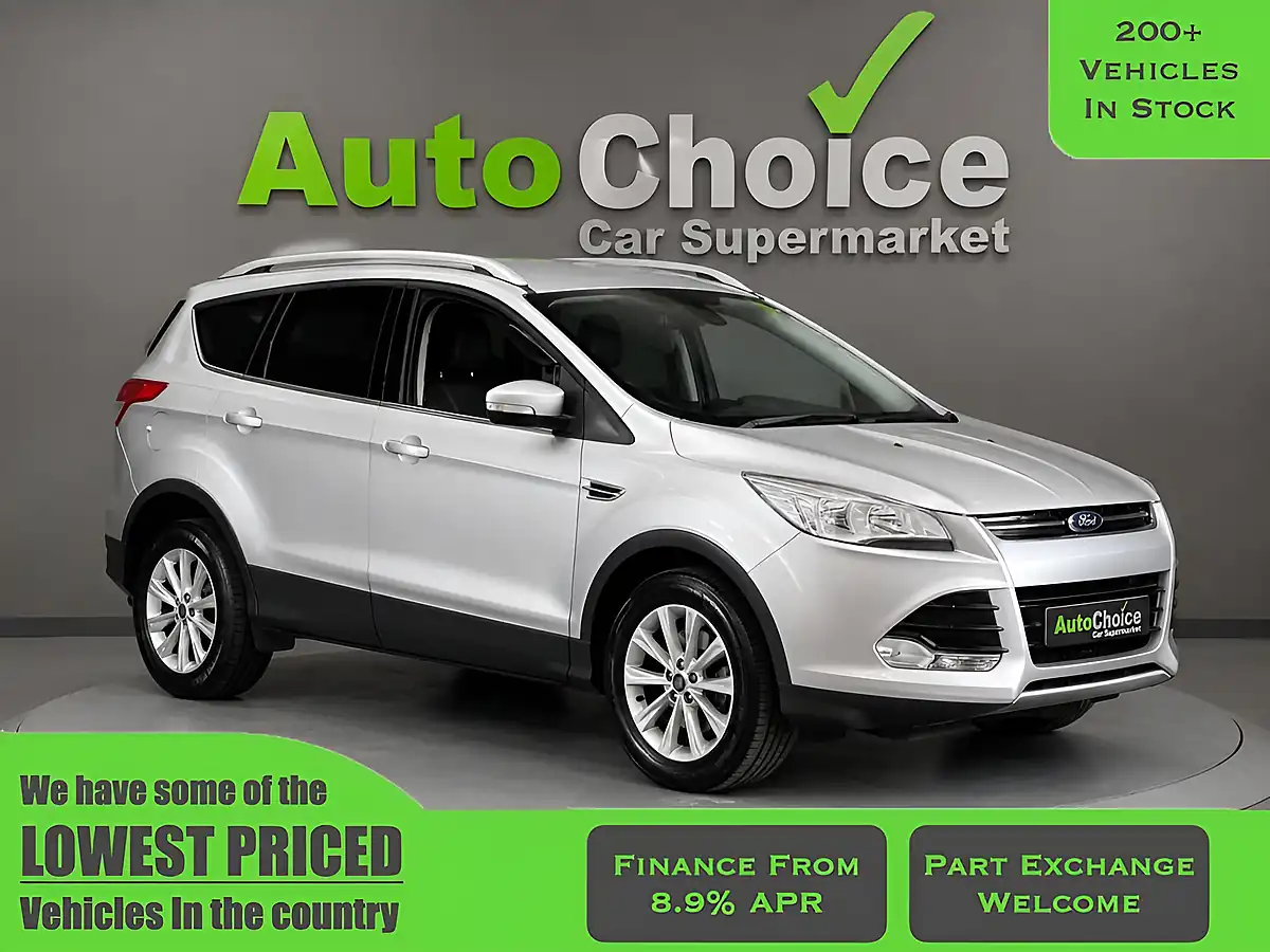 Used 2015 Ford Kuga Titanium Silver - Front View