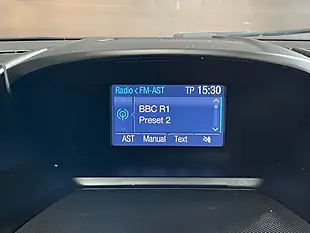 Used 2015 Ford Kuga Titanium Silver - Interior and Exterior details 17