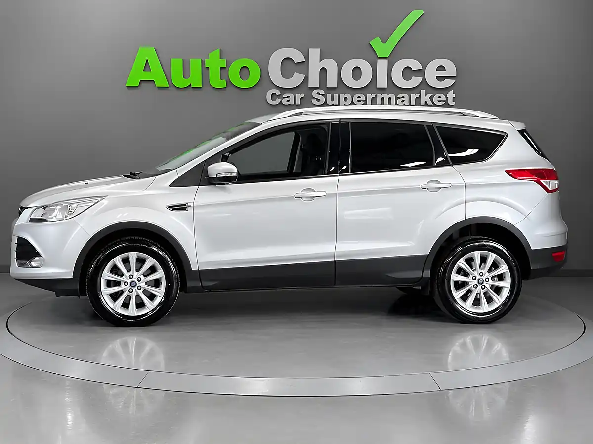 Used 2015 Ford Kuga Titanium Silver - Interior and Exterior details 4