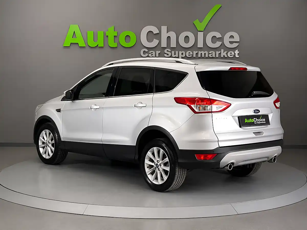 Used 2015 Ford Kuga Titanium Silver - Interior and Exterior details 5