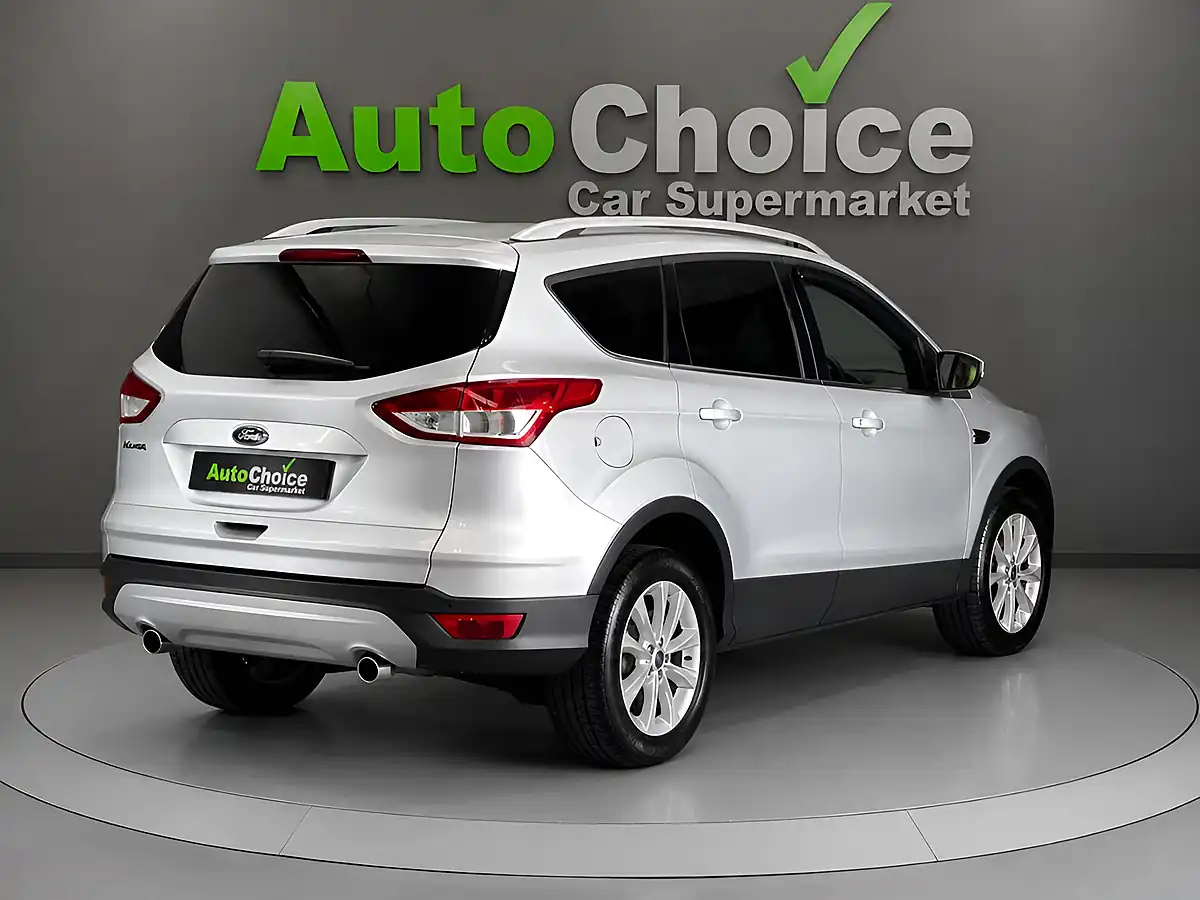 Used 2015 Ford Kuga Titanium Silver - Interior and Exterior details 7