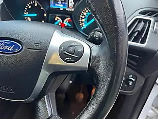 Used 2015 Ford Kuga Titanium White - Interior and Exterior details 18