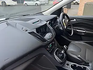 Used 2015 Ford Kuga Titanium White - Interior and Exterior details 8