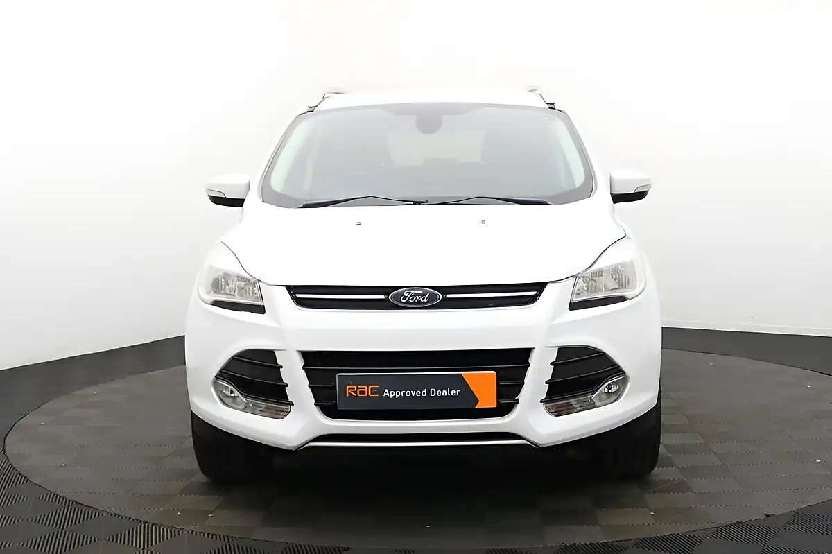Used 2015 Ford Kuga Titanium White - Interior and Exterior details 7