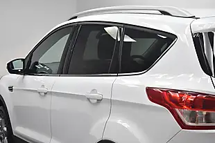 Used 2015 Ford Kuga Titanium White - Interior and Exterior details 11