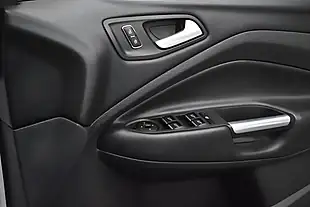 Used 2015 Ford Kuga Titanium White - Interior and Exterior details 20