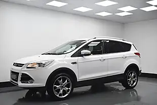 Used 2015 Ford Kuga Titanium White - Interior and Exterior details 5