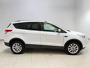 Used 2015 Ford Kuga Titanium White - Interior and Exterior details 10