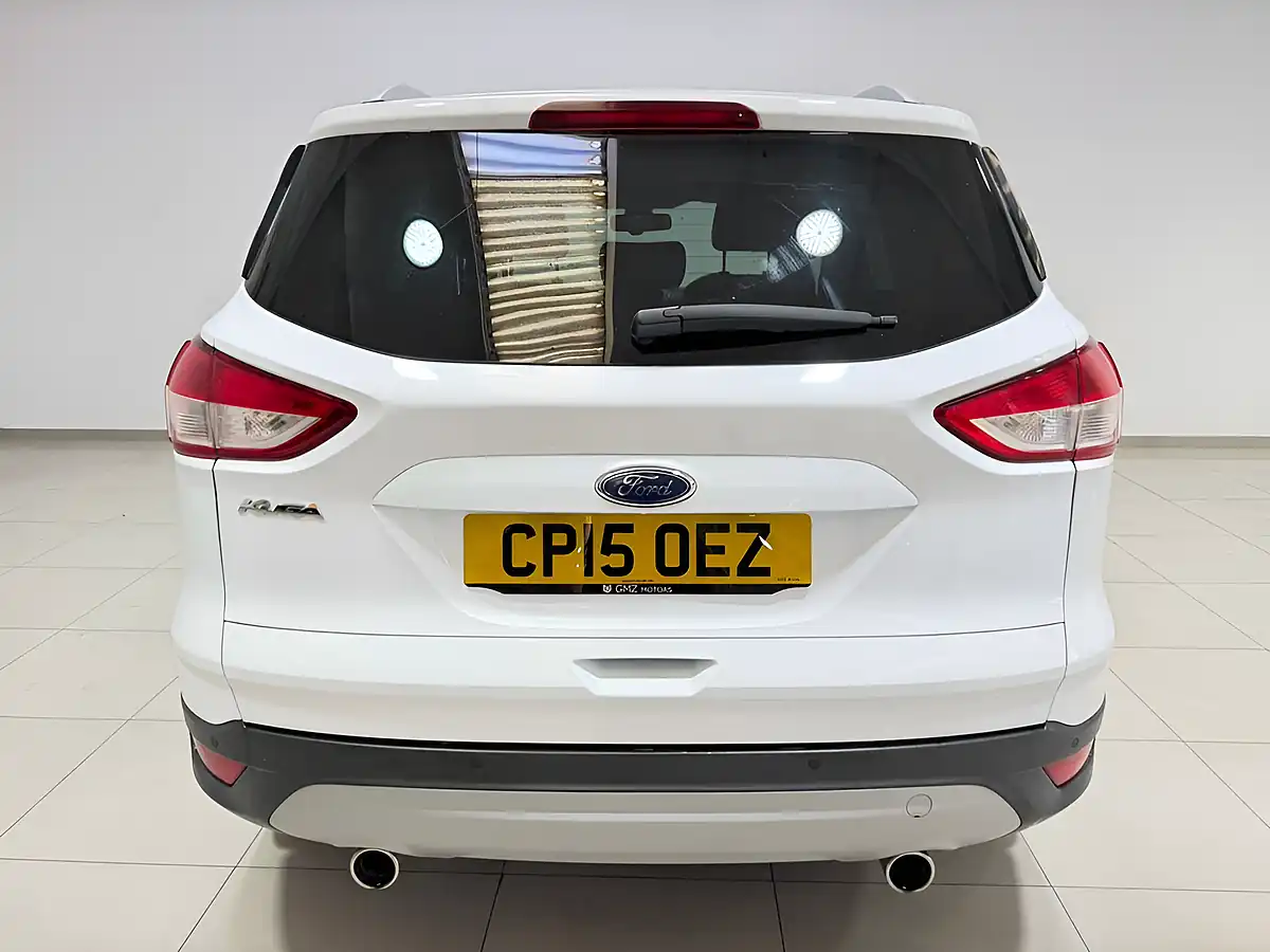 Used 2015 Ford Kuga Titanium White - Interior and Exterior details 7