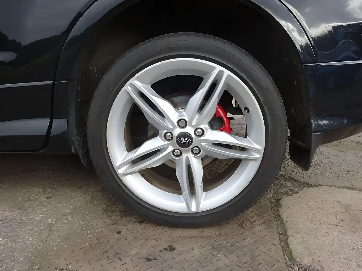 Used 2015 Ford Kuga Titanium X Black - Interior and Exterior details 15
