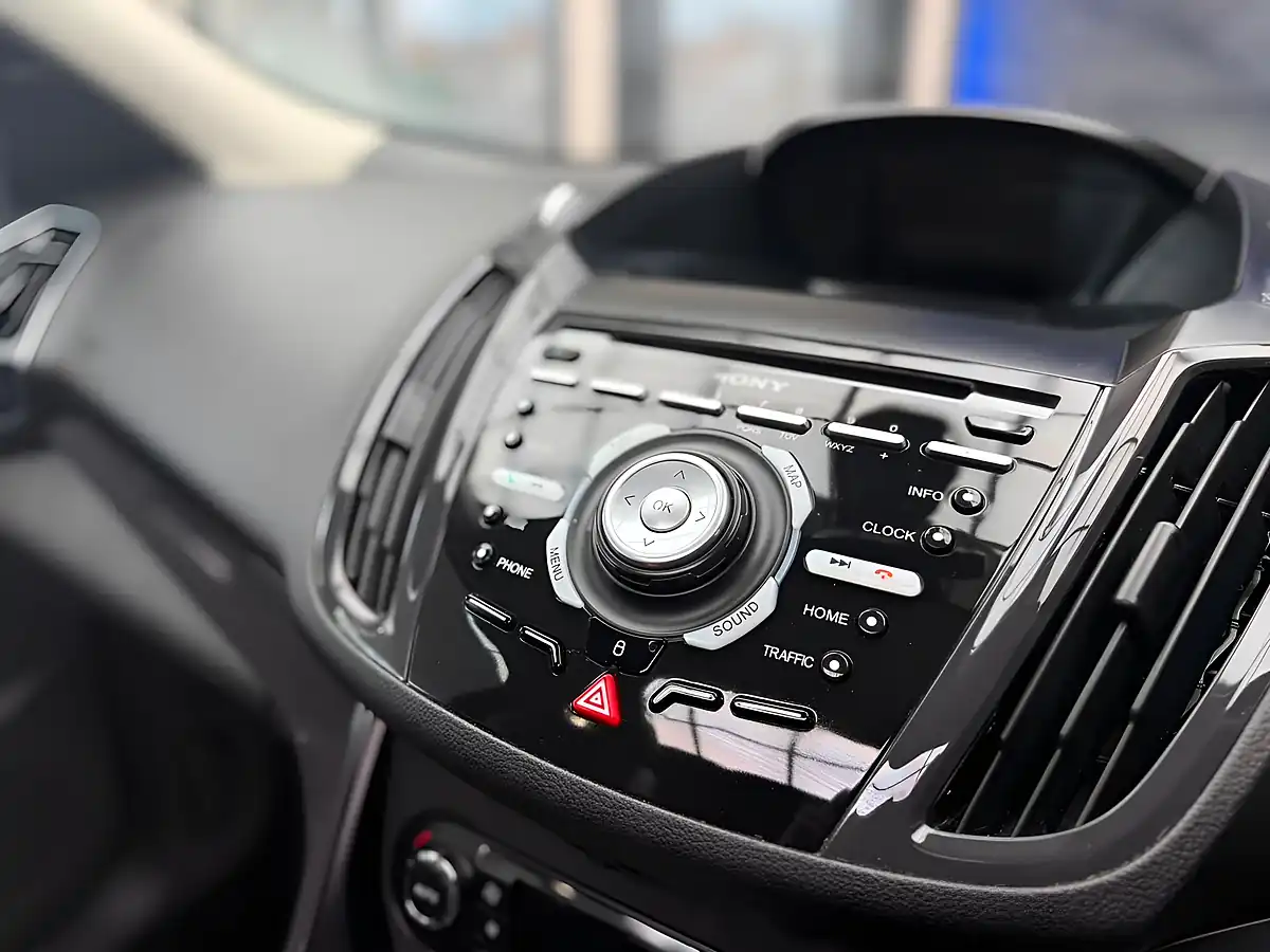 Used 2015 Ford Kuga Titanium X Blue - Interior and Exterior details 15