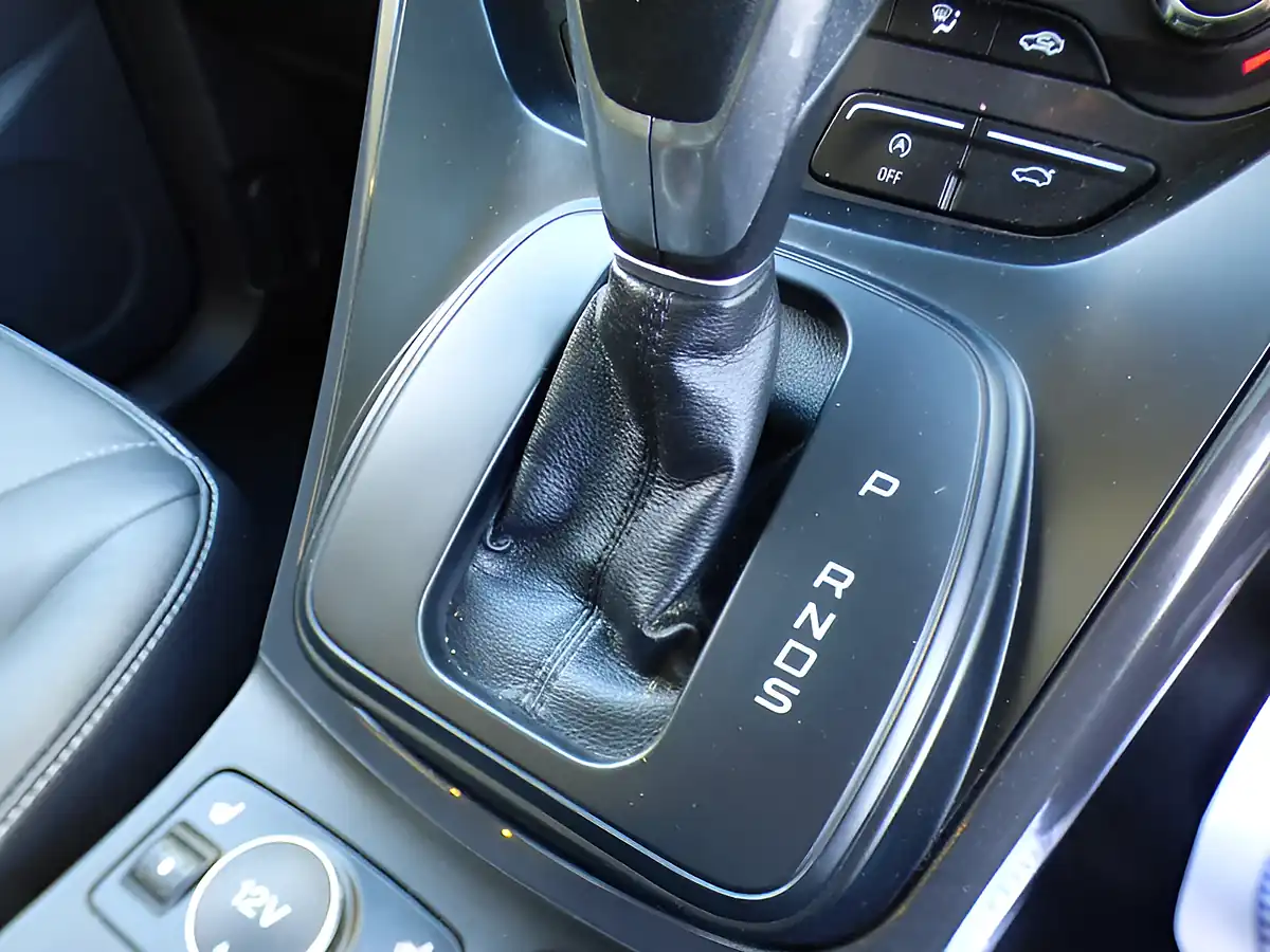 Used 2015 Ford Kuga Titanium X Blue - Interior and Exterior details 17