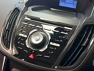 Used 2015 Ford Kuga Titanium X Grey - Interior and Exterior details 8