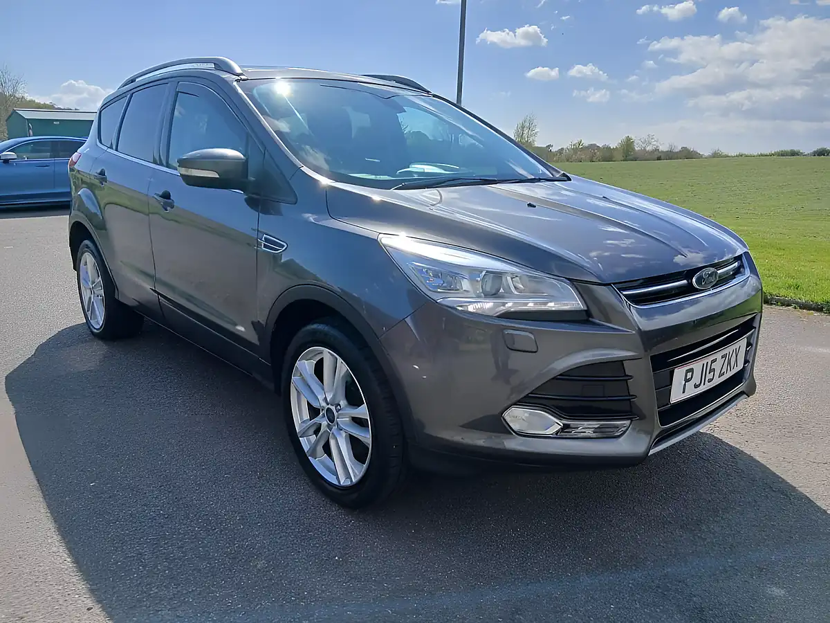 Used 2015 Ford Kuga Titanium X Grey - Front View