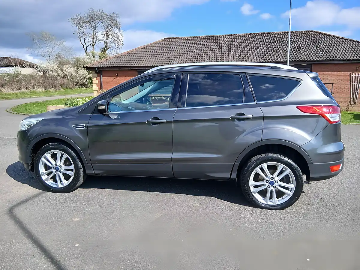 Used 2015 Ford Kuga Titanium X Grey - Interior and Exterior details 5