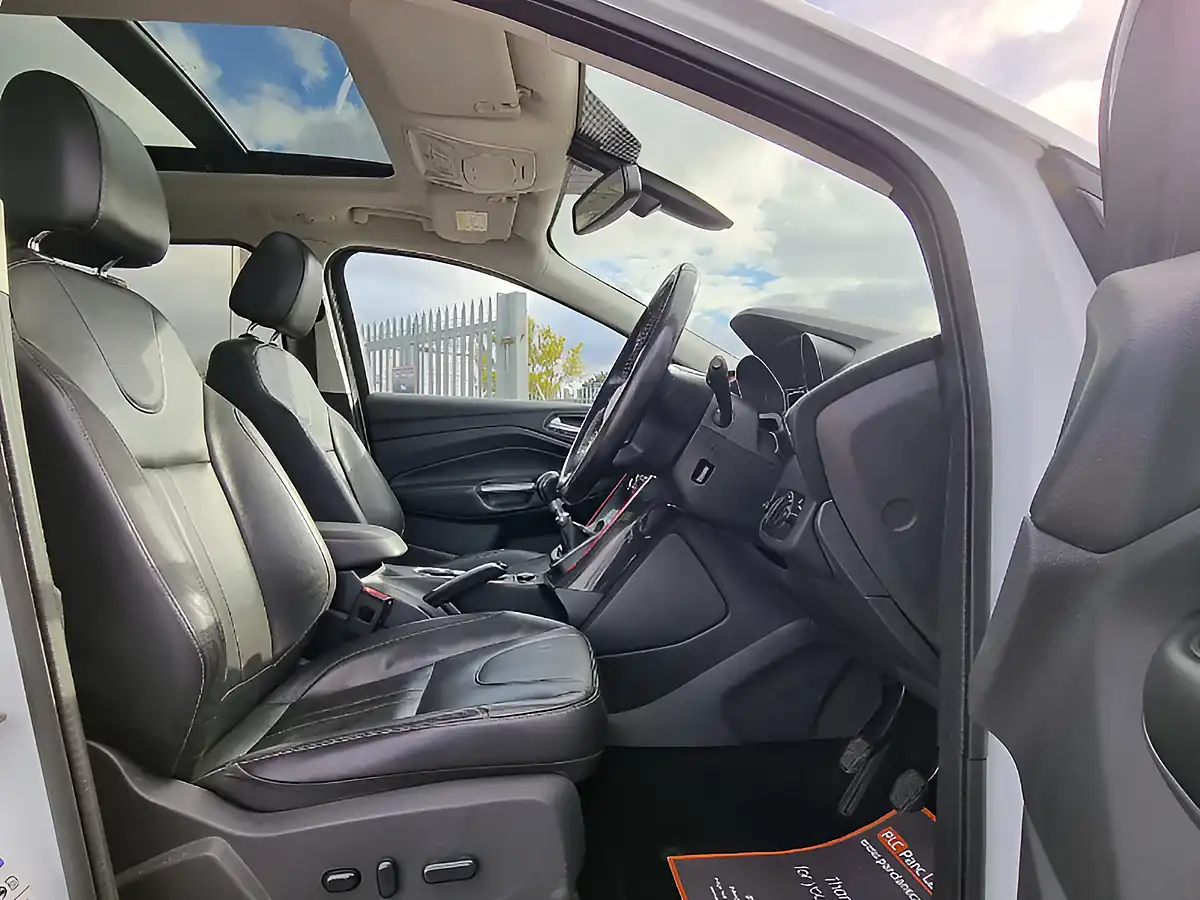 Used 2015 Ford Kuga Titanium X Polar White - Interior and Exterior details 10