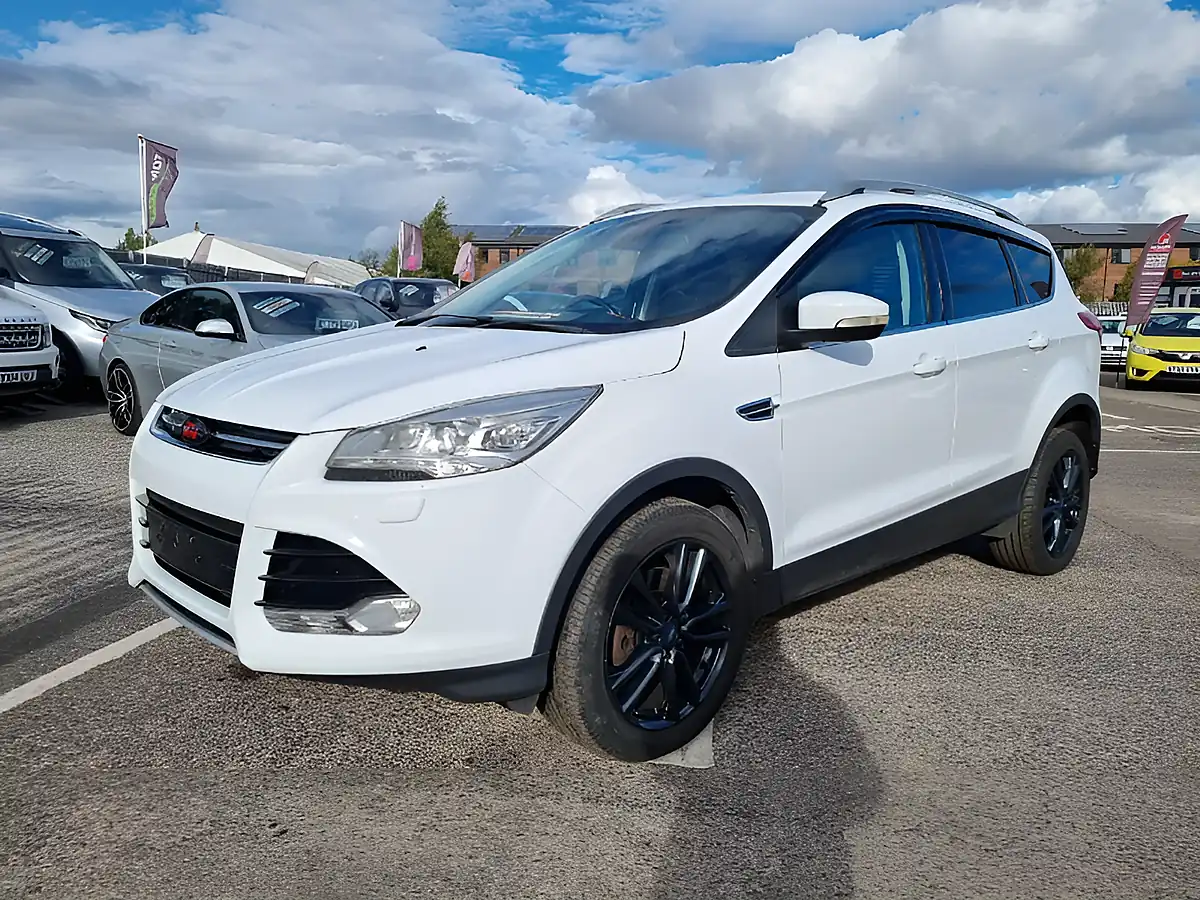 Used 2015 Ford Kuga Titanium X Polar White - Interior and Exterior details 4