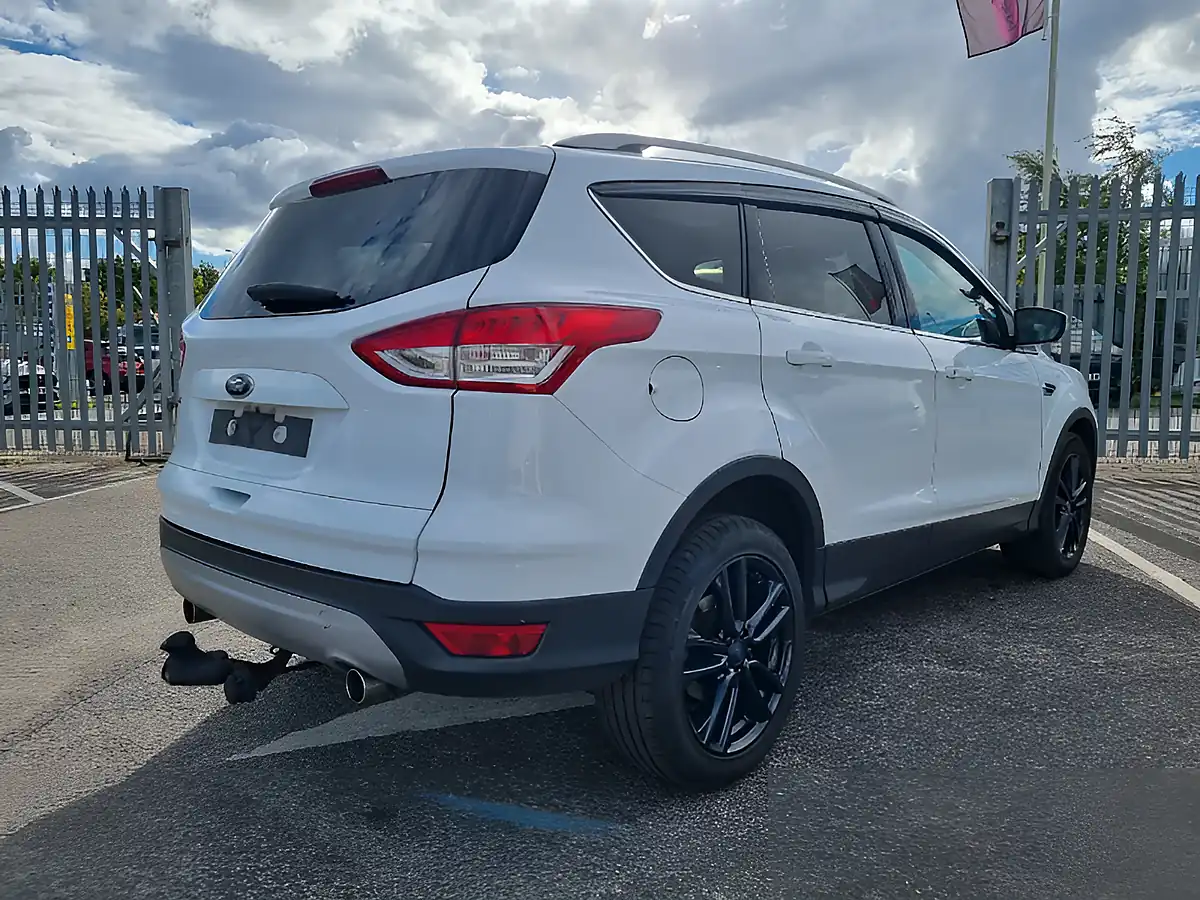 Used 2015 Ford Kuga Titanium X Polar White - Interior and Exterior details 7