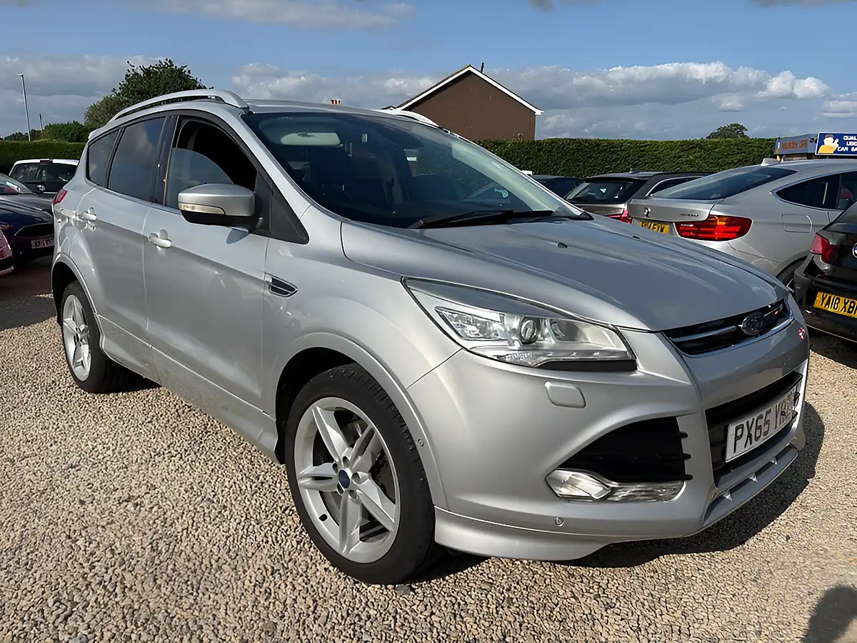 Used 2015 Ford Kuga Titanium X Silver - Front View