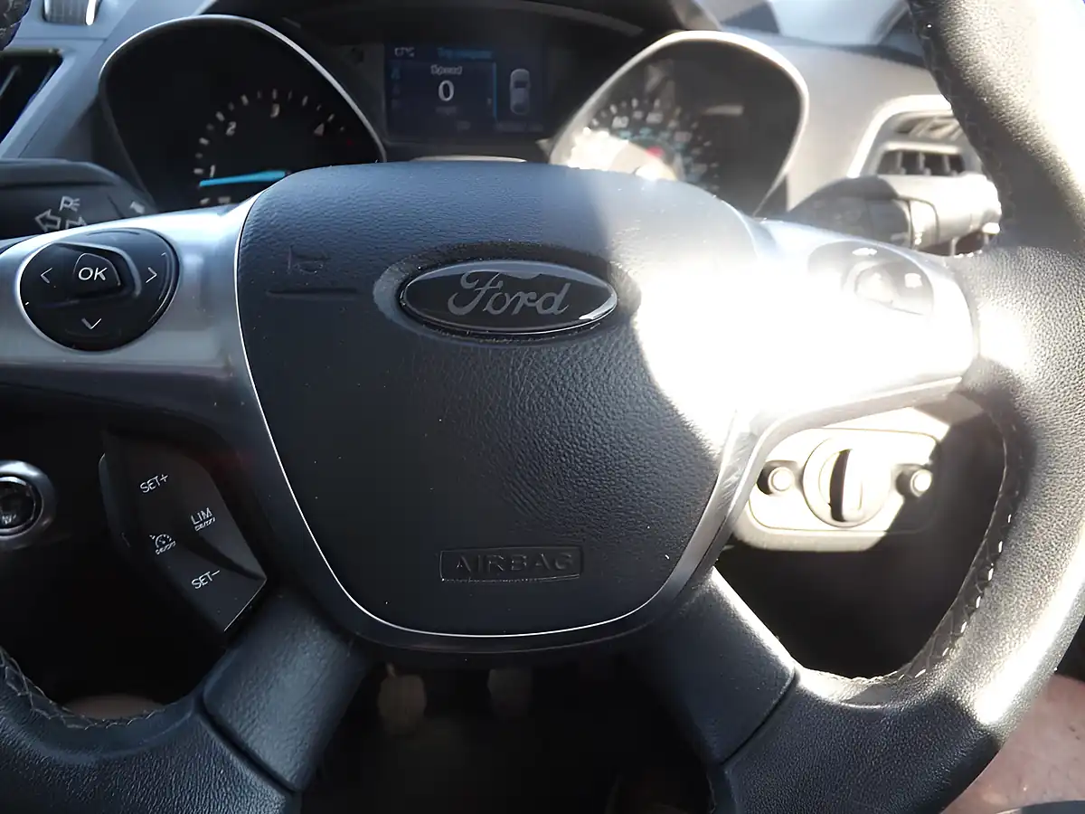 Used 2015 Ford Kuga Titanium X Sport Black - Interior and Exterior details 18