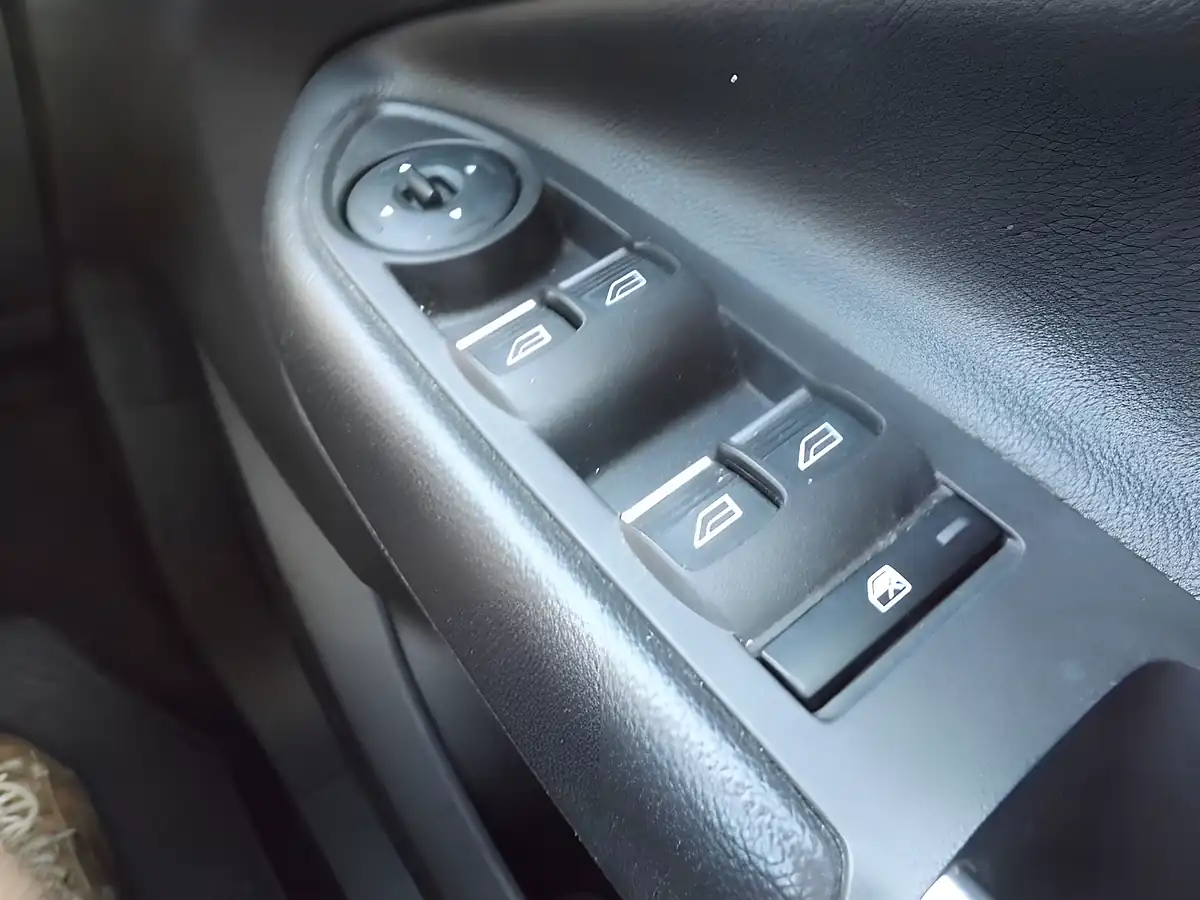 Used 2015 Ford Kuga Titanium X Sport Black - Interior and Exterior details 19