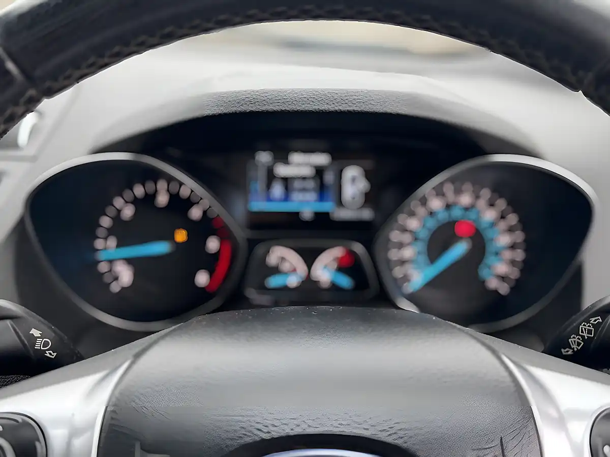 Used 2015 Ford Kuga Titanium X Sport Magnetic Grey Metallic - Interior and Exterior details 12