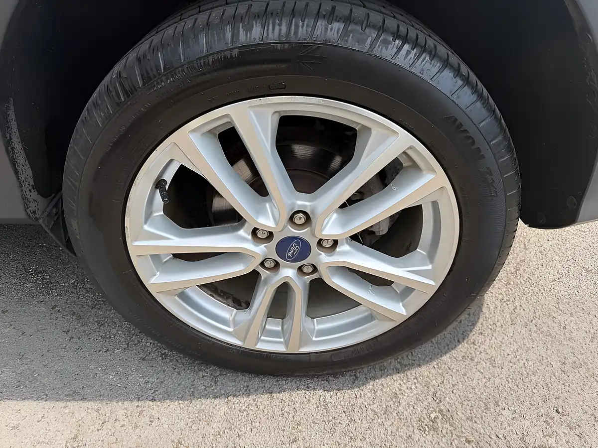 Used 2015 Ford Kuga Titanium X Sport White - Interior and Exterior details 13