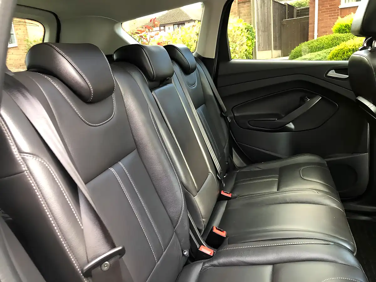 Used 2015 Ford Kuga Titanium X Sport White - Interior and Exterior details 14