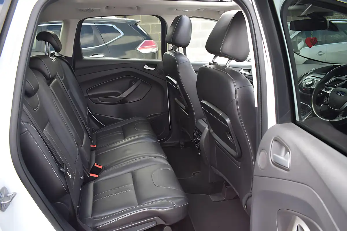 Used 2015 Ford Kuga Titanium X White - Interior and Exterior details 13