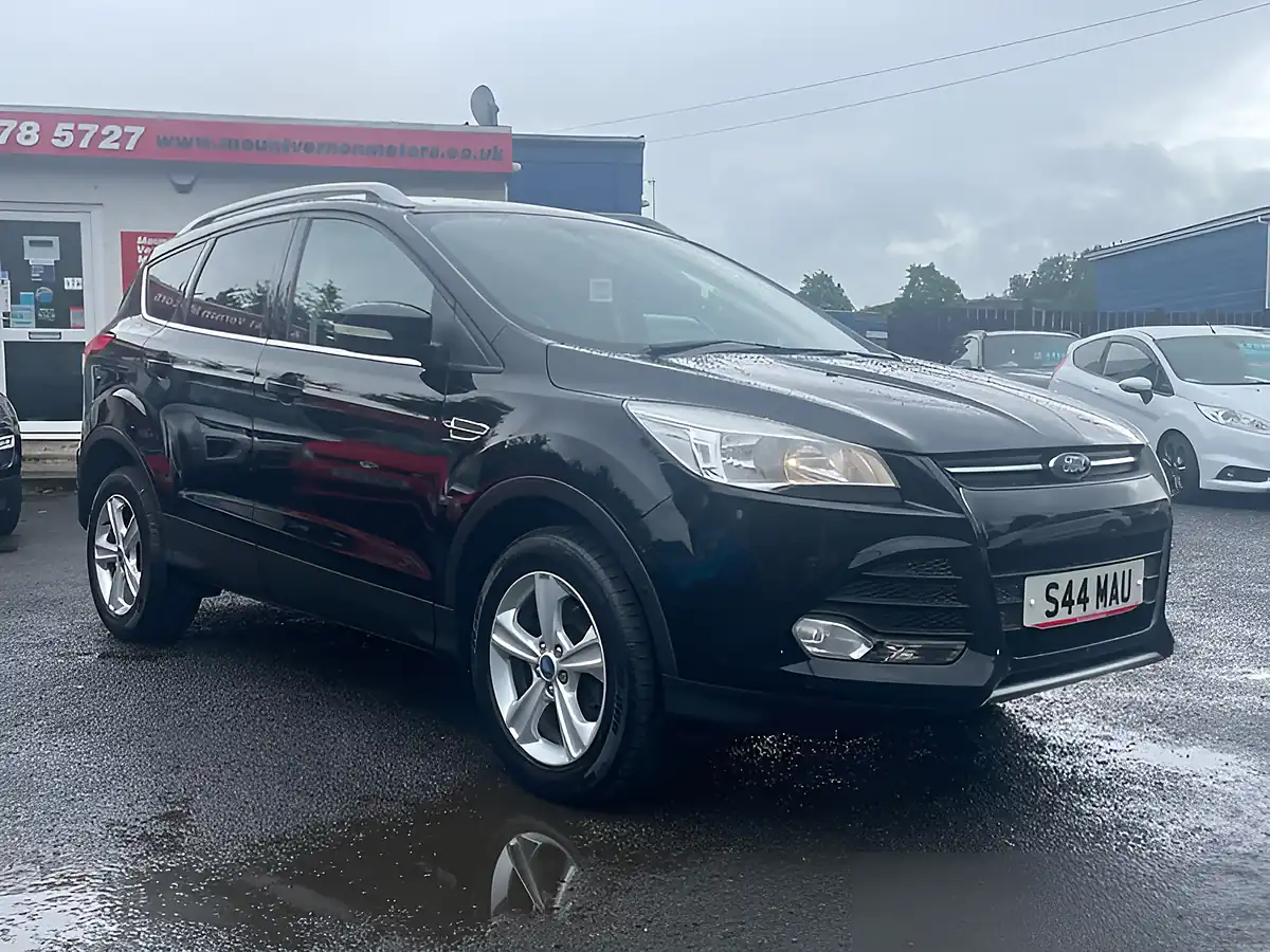 Used 2015 Ford Kuga Zetec Black - Interior and Exterior details 11