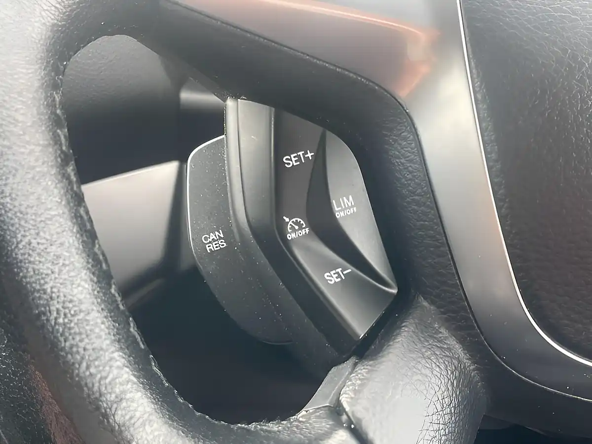 Used 2015 Ford Kuga Zetec Black - Interior and Exterior details 20