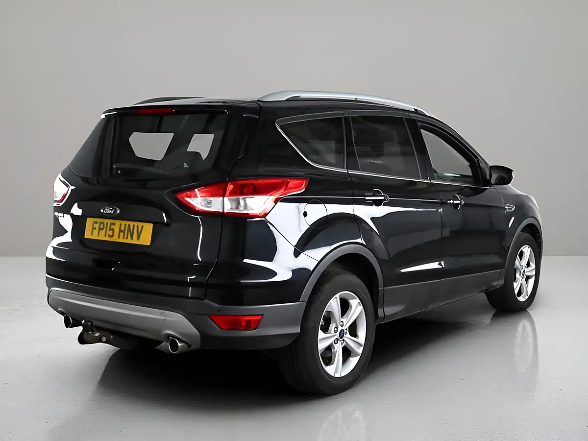 Used 2015 Ford Kuga Zetec Black - Interior and Exterior details 4