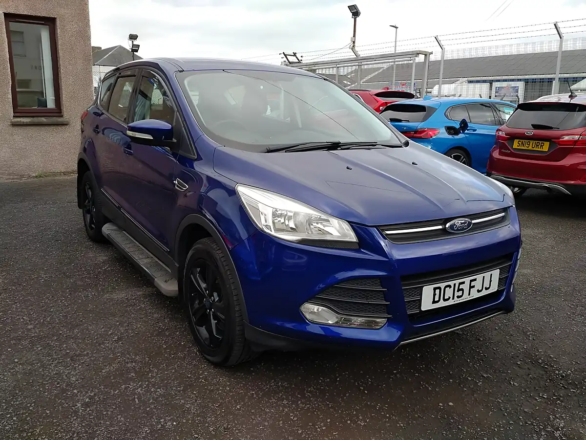 Used 2015 Ford Kuga Zetec Blue - Interior and Exterior details 11
