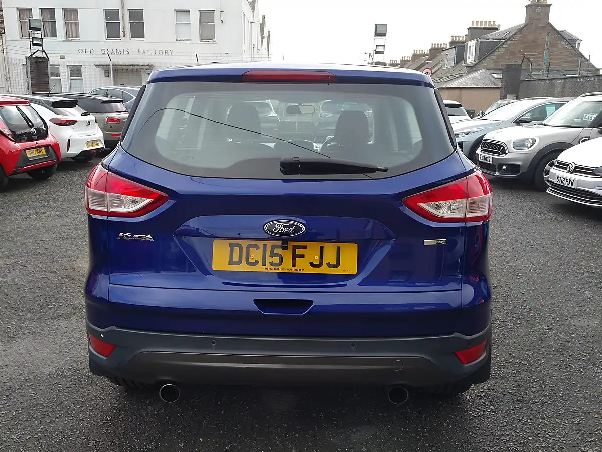 Used 2015 Ford Kuga Zetec Blue - Interior and Exterior details 6