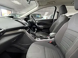 Used 2015 Ford Kuga Zetec Frozen White - Interior and Exterior details 15